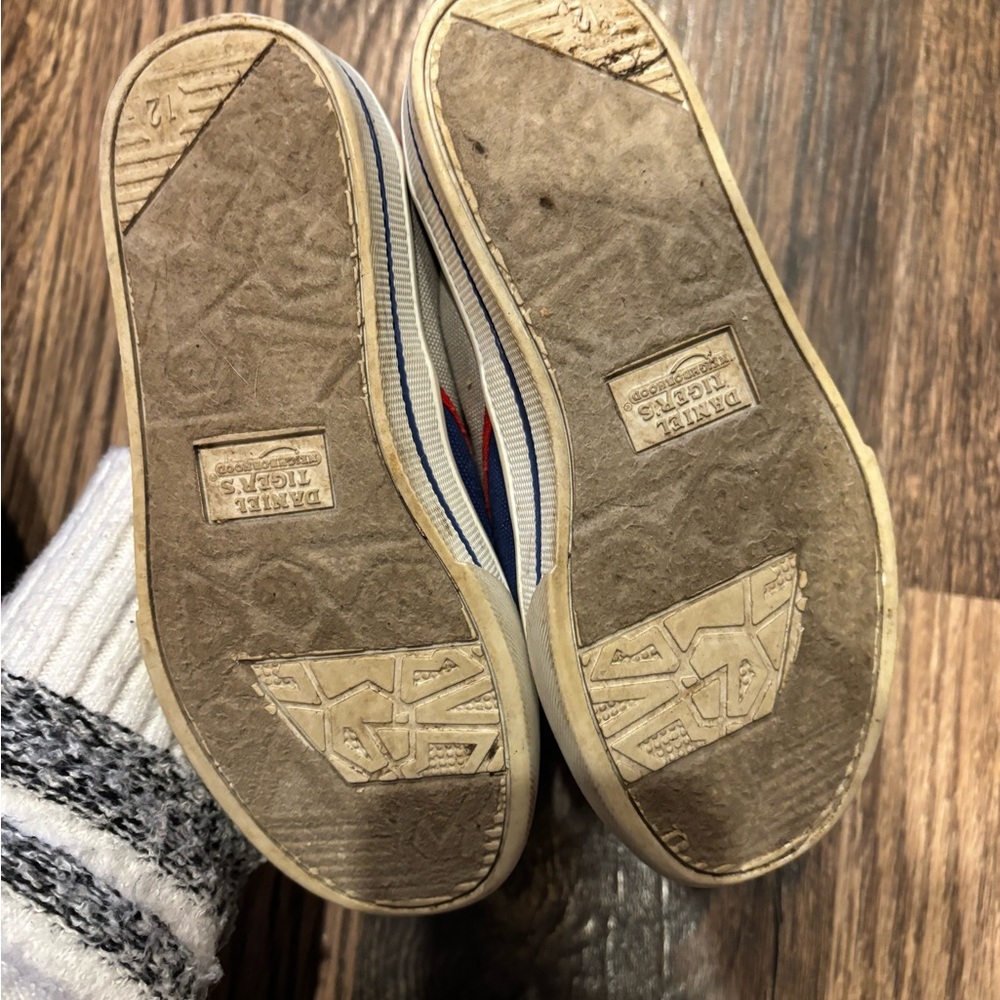 Playful Tiger Print Kids Slip-On Sneakers - Picture 5 of 6